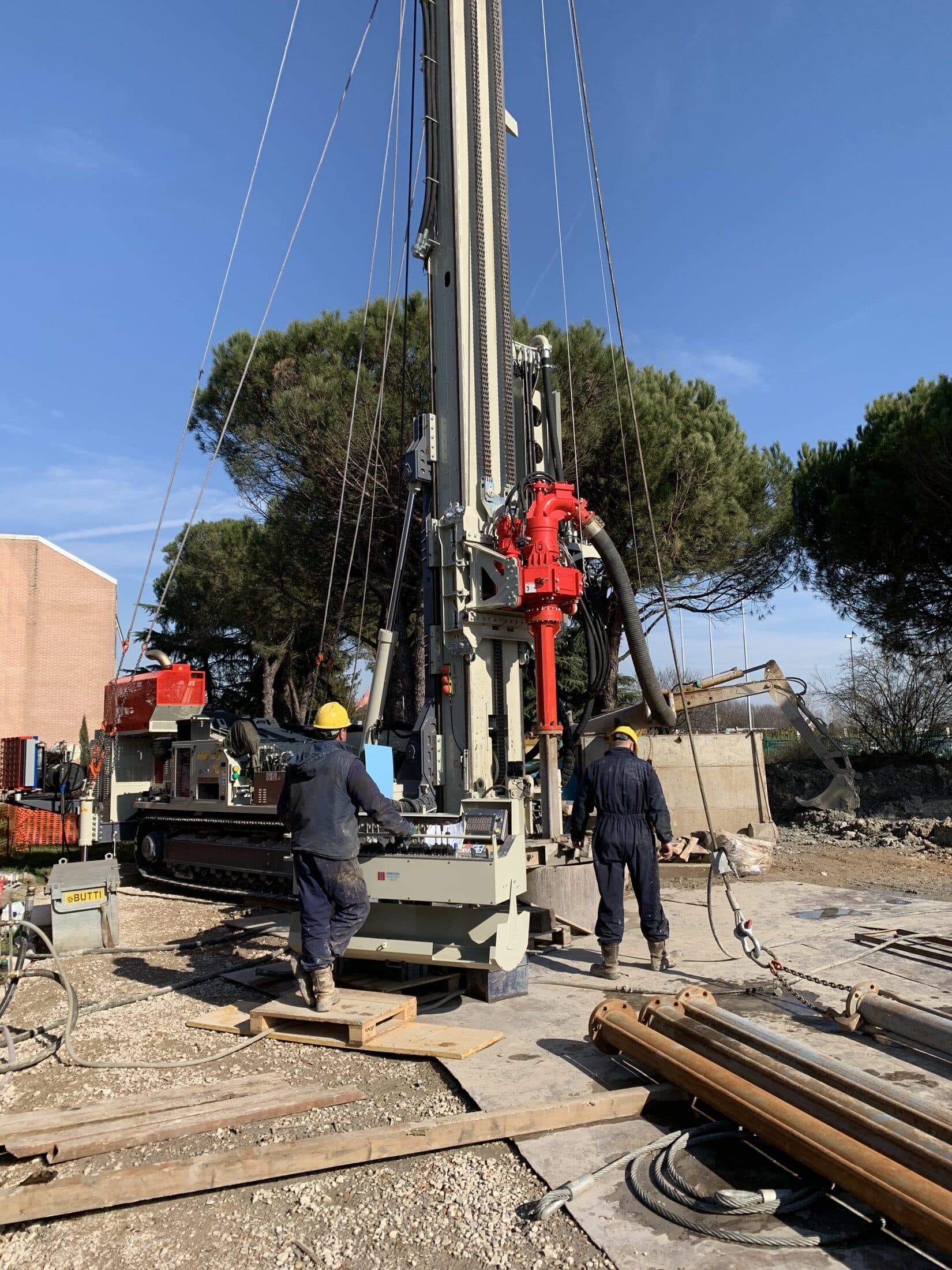 Cantiere Idrogeo per attività di perforazione